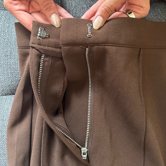 Meshki zendaya high waisted flare pants - chocolate (XS) - Picture 5 of 5